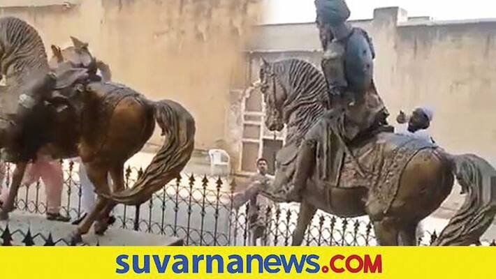 Sikh Empire Maharaja Ranjit Singh s statue vandalised in Lahore Pakistan mah Sikh Empire Maharaja Ranjit Singh s statue vandalised in Lahore Pakistan mah