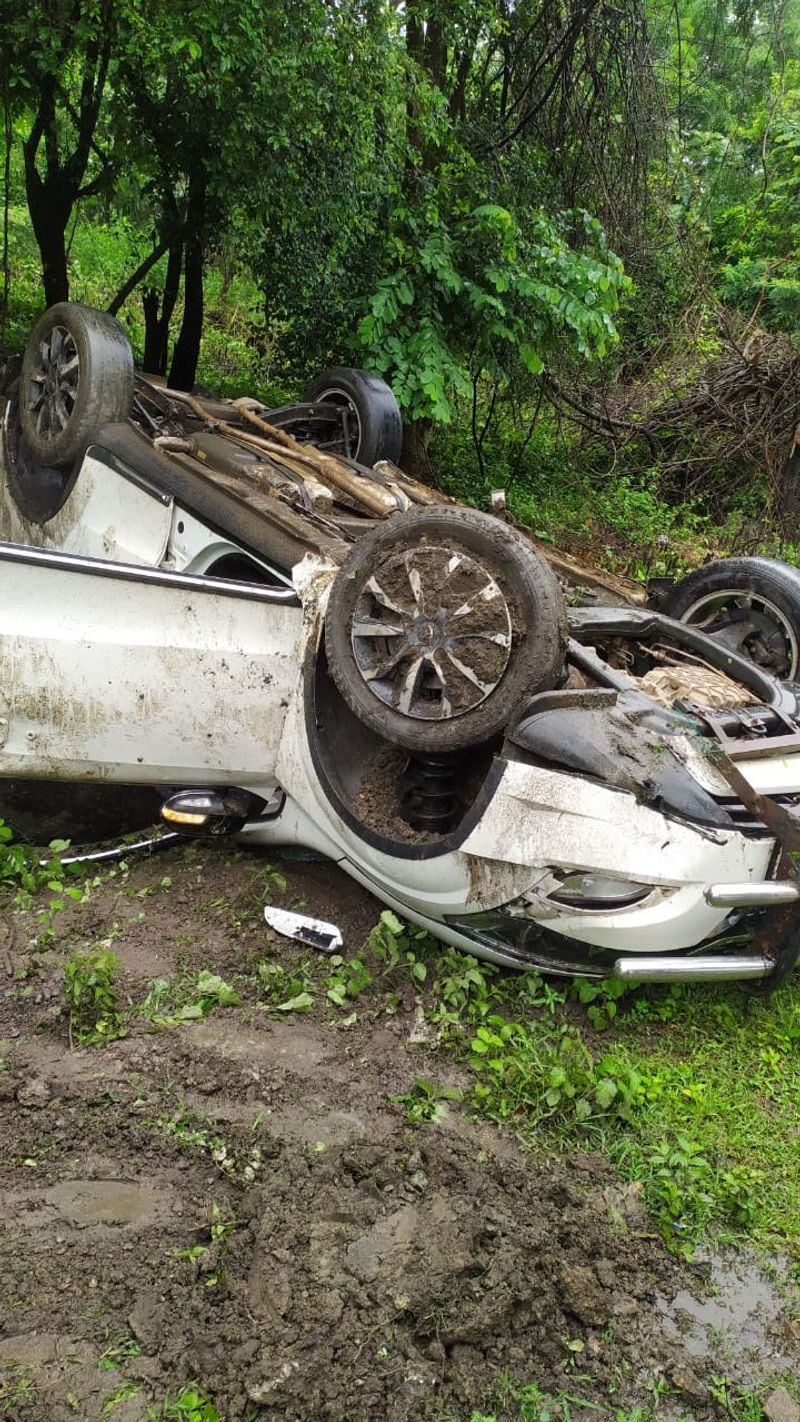 Former legislator Gummadi Narsaiah injured in car mishap, bhadradri kothagudem