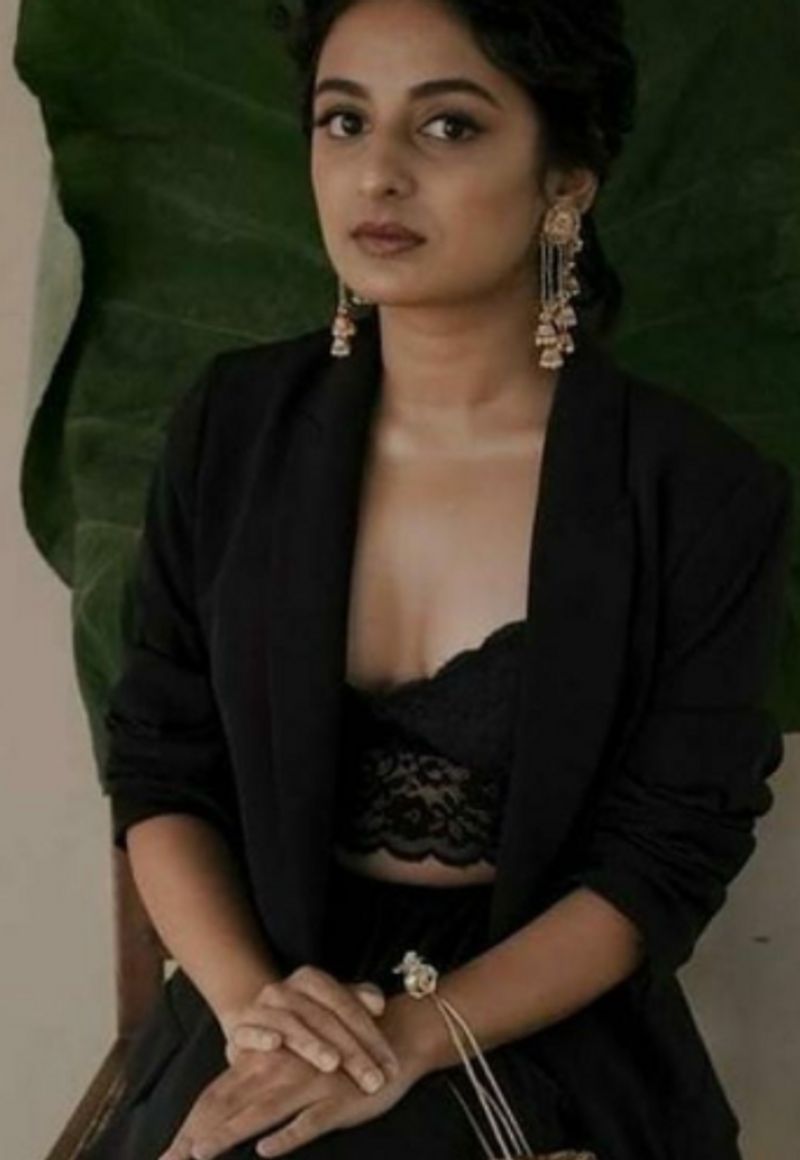 Esthar Anil share her photo