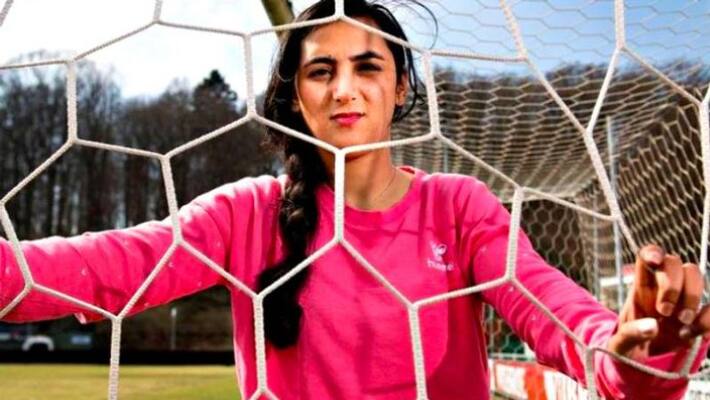 Taliban Threat Afghanistan female football players reach Pakistan kvn Taliban Threat Afghanistan female football players reach Pakistan kvn