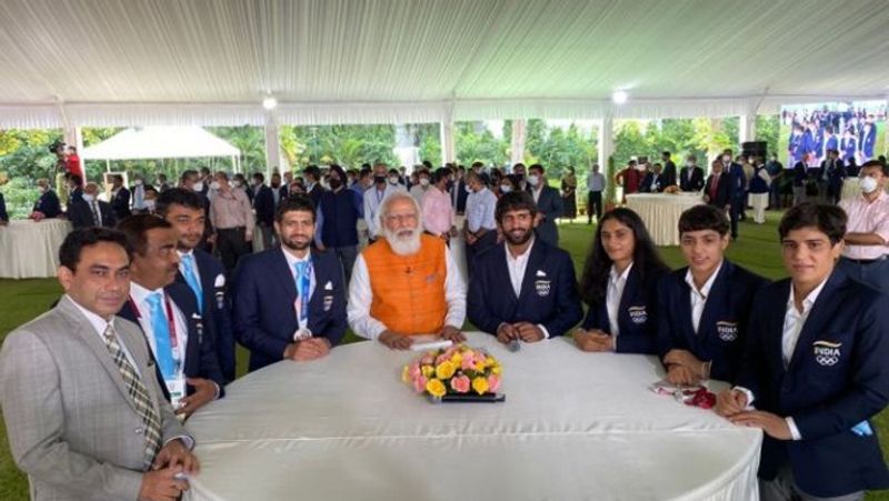 PM Modi interaction with Tokyo 2020 contingent, see 5 important points of their conversation