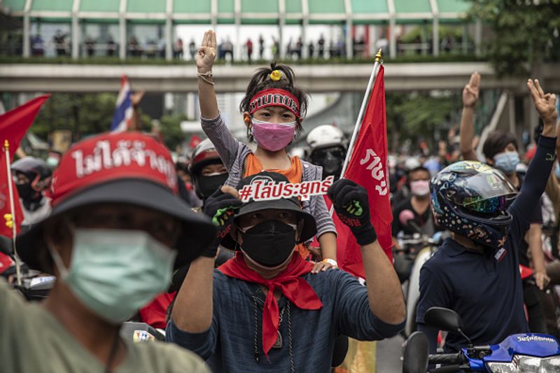 covid 19 Thai people protest against the Prime Minister