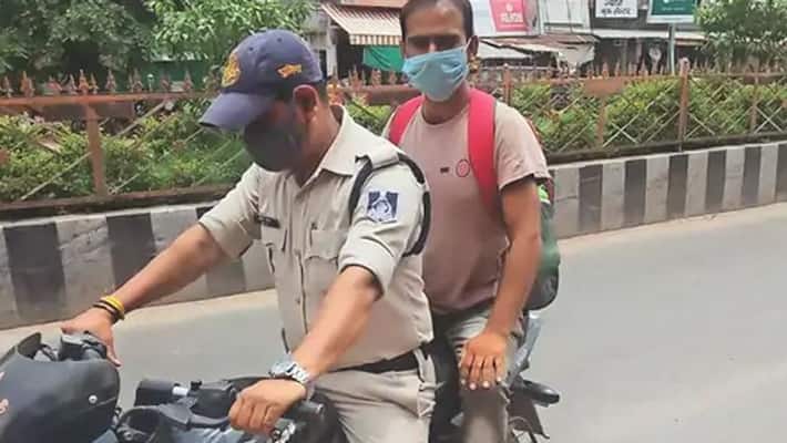 madhya pradesh news Police gives 24 hour security to the laborer in tikamgarh madhya pradesh news Police gives 24 hour security to the laborer in tikamgarh