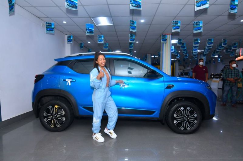 Kiger SUV: Renault India gifts Kiger SUV to Olympic medalist Mirabai Chanu, know its features