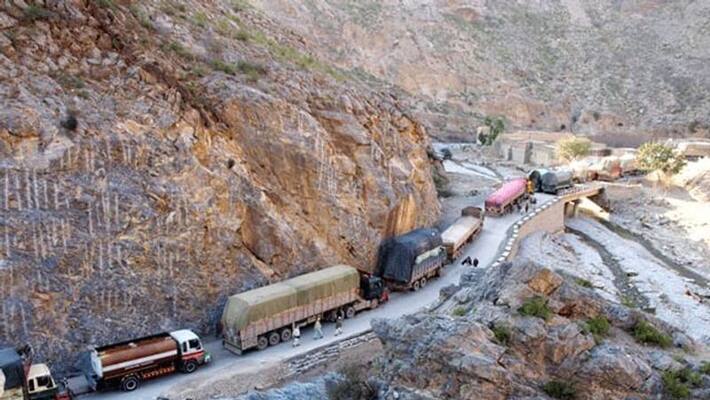 The Taliban stopped all trade with India, including exports and imports. The Taliban stopped all trade with India, including exports and imports.