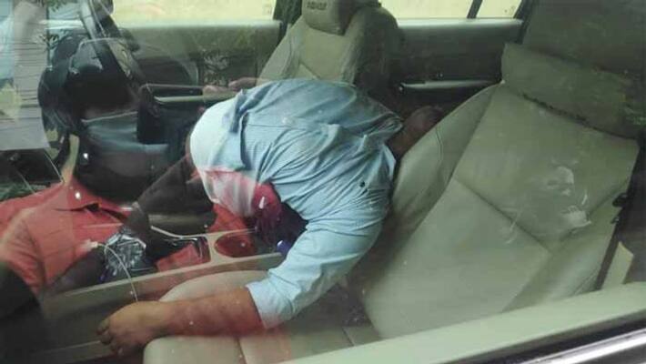Vijayawada businessman murder: Police search for Korada Vijaykumar Vijayawada businessman murder: Police search for Korada Vijaykumar