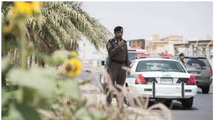 Saudi Arabia arrests 12436 illegals in a week as the authorities intensify searches Saudi Arabia arrests 12436 illegals in a week as the authorities intensify searches