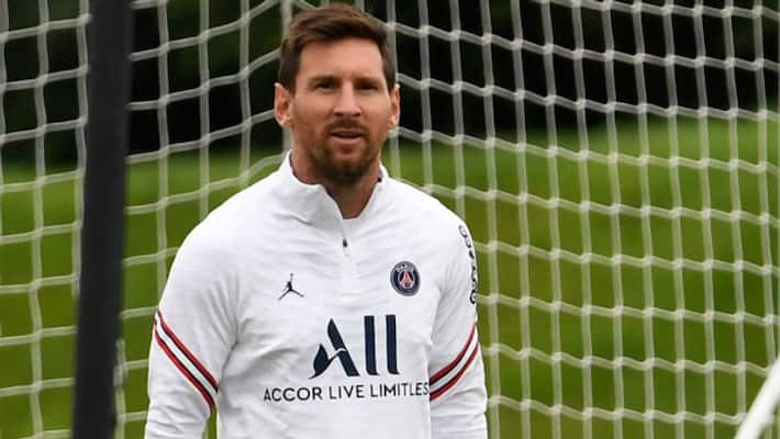 Ligue 1 2021-22: Lionel Messi not to make his PSG debut against Brest -  Report