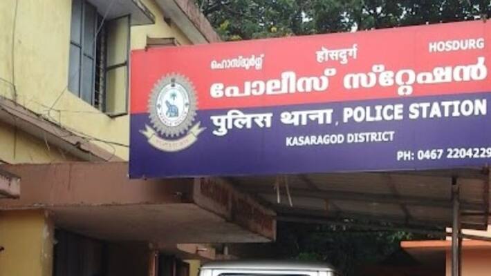 Honey trap team arrested in Kasaragod on Kochi native merchant complaint Honey trap team arrested in Kasaragod on Kochi native merchant complaint