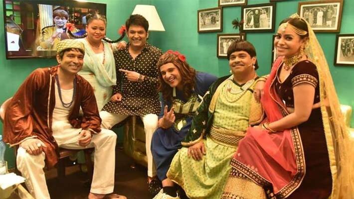 the kapil sharma show what happen when akshay kumar reach on set for shooting new promo out the kapil sharma show what happen when akshay kumar reach on set for shooting new promo out