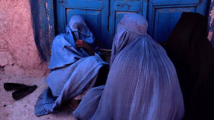 Stay home Taliban order to female civic workers in Kabul pod Stay home Taliban order to female civic workers in Kabul pod