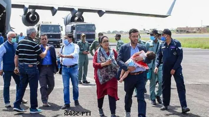 Pakistan temporarily suspends flight operations to Afghanistan Pakistan temporarily suspends flight operations to Afghanistan