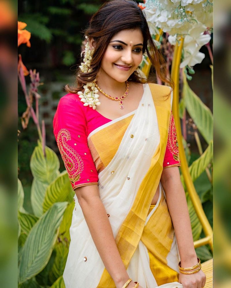 athulya and aparna balamurali onam special photos