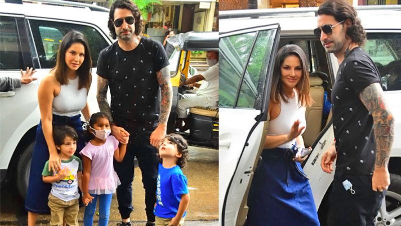 Hema Malini, Bhagyashree and Dimple Kapadia Spotted in different places in mumbai