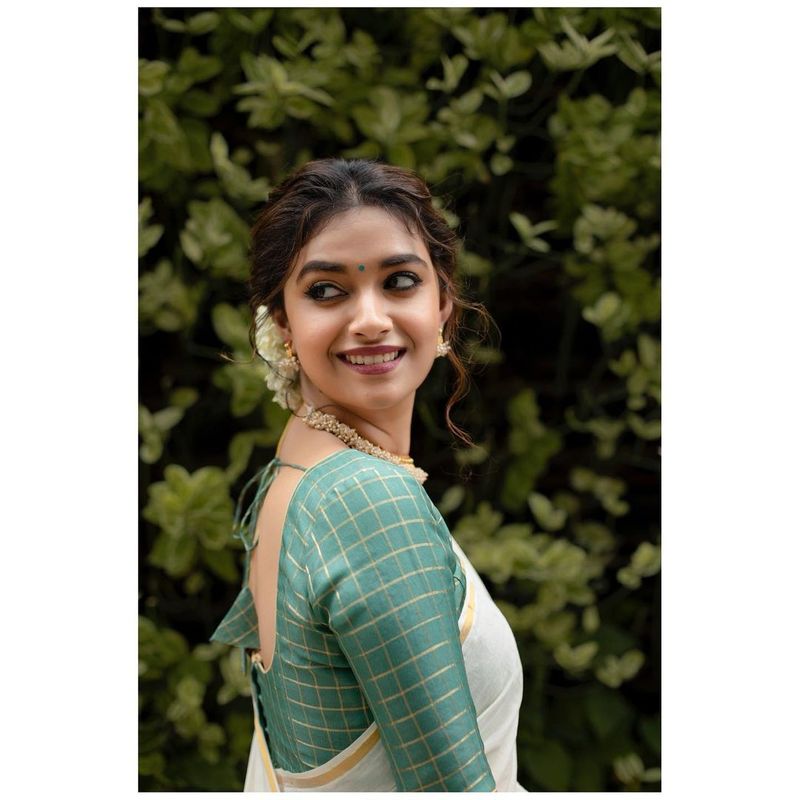 Want to glow like Keerthy Suresh? Follow her 5 beauty tips to get that fresh skin-SYT