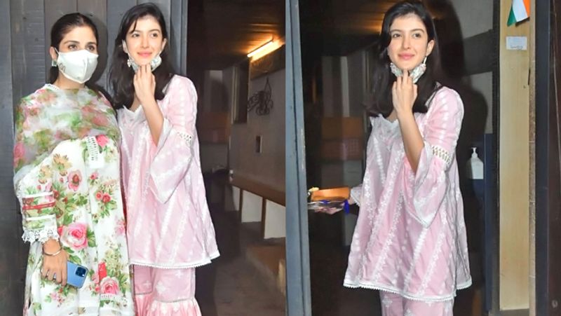 Anil Kapoor house Rakhi Celebration Photos in Rakshabandhan