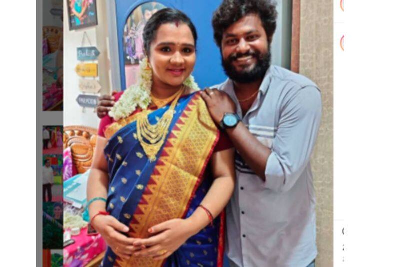 Sun tv famus serial actress announced her pregnancy with photo