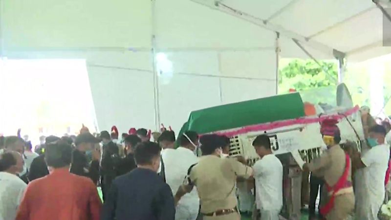 uttar pradesh former cm kalyan singh last rites narora ghats of river ganga in bulandshahr
