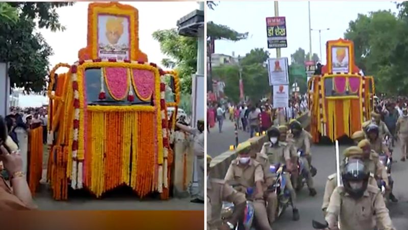 uttar pradesh former cm kalyan singh last rites narora ghats of river ganga in bulandshahr