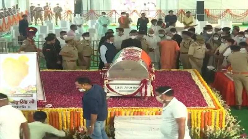 uttar pradesh former cm kalyan singh last rites narora ghats of river ganga in bulandshahr