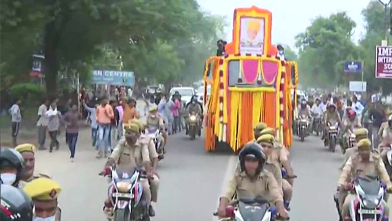 uttar pradesh former cm kalyan singh last rites narora ghats of river ganga in bulandshahr