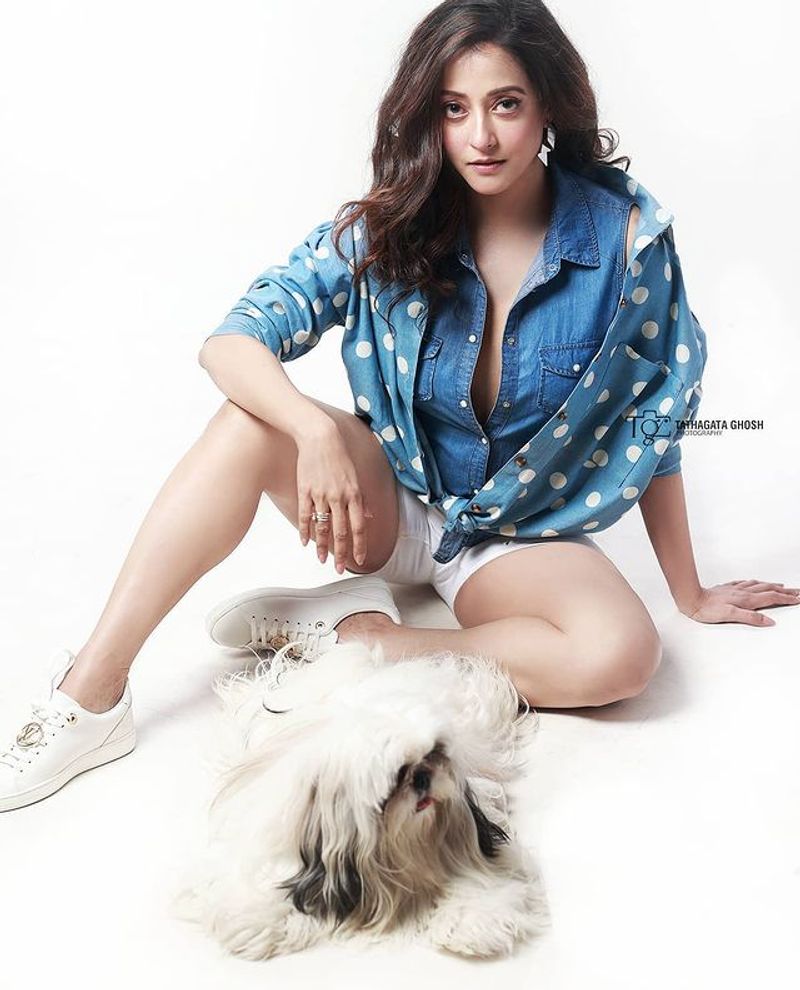raima sen nw photo shoot goes viral on internet bjc