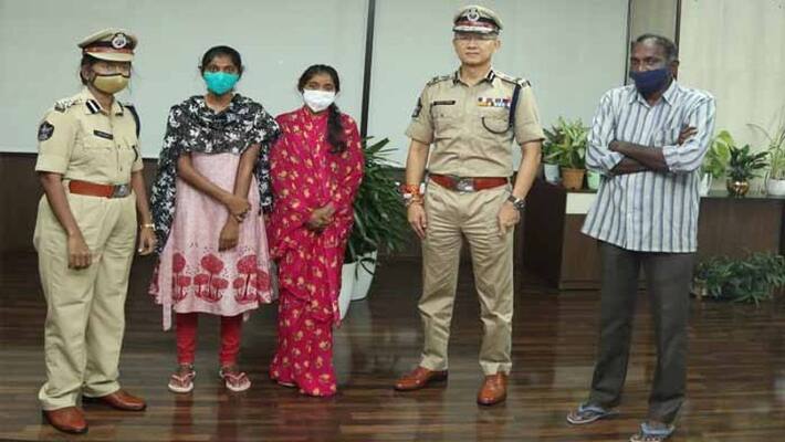 Ramya parents meeting with AP DGP Gautam sawang Ramya parents meeting with AP DGP Gautam sawang