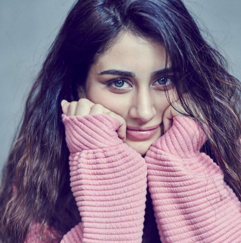 Afghani actress Warina Hussain looks stunning check out Salman Khans Dabangg 3 heroine photos dpl