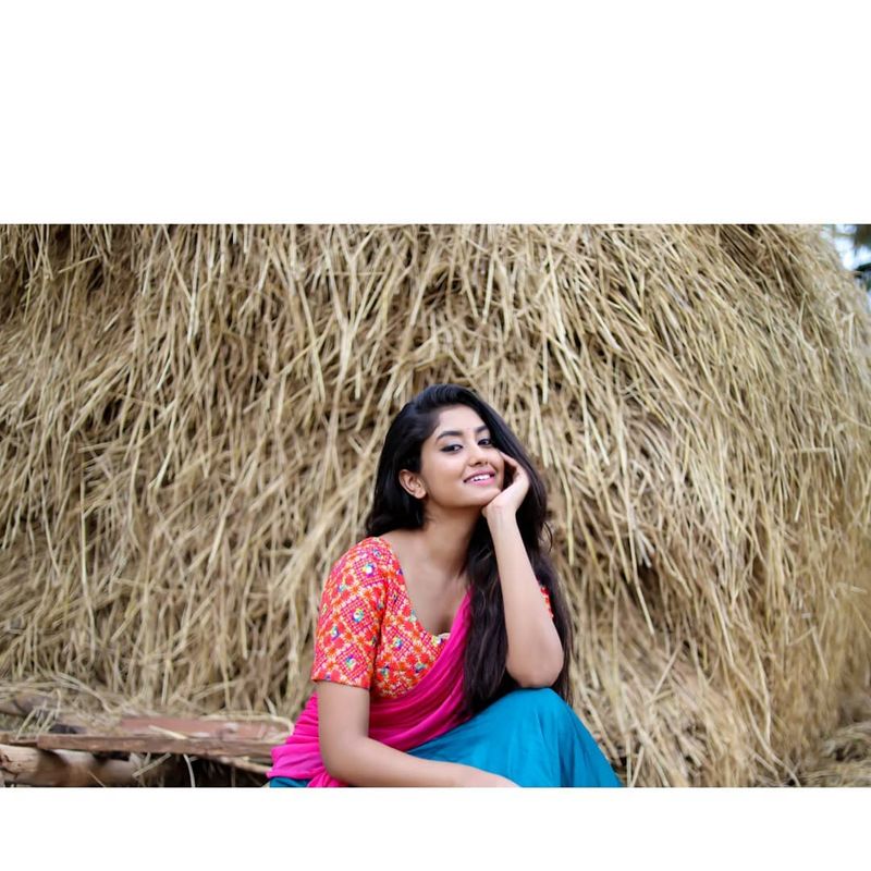 katrukkena veli vijay tv serial actress priyanka hot photos