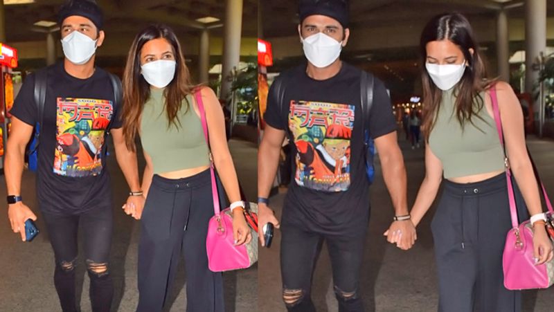 Saif Ali Khan returned from maldives and Flaunt Kareena name Tattoo