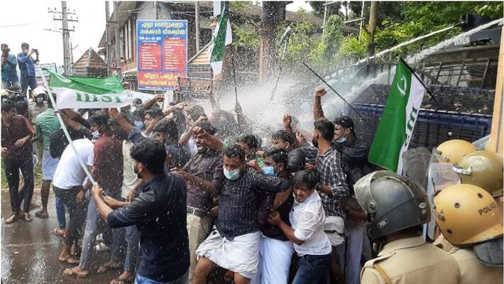 Police lathicharge against MSF collectorate march Police lathicharge against MSF collectorate march