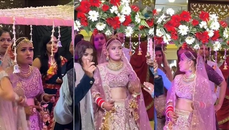 Desi Bride Refuses To Enter Wedding Venue, Asks To Play Her Favourite Song First