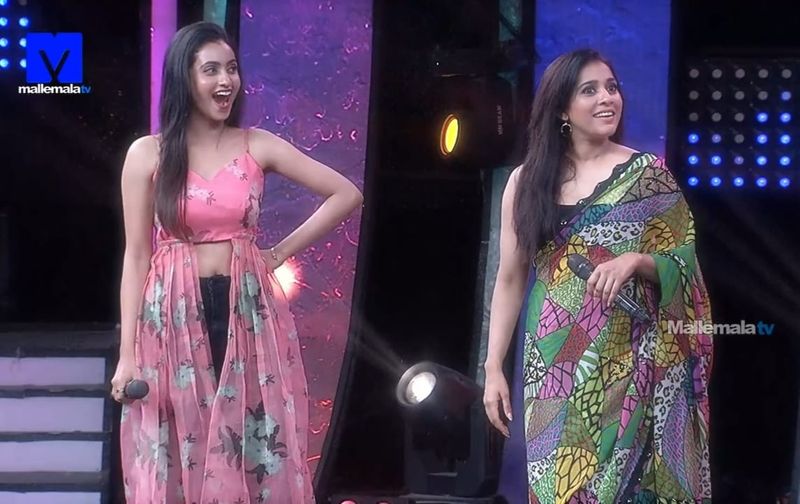 hyper aadhi questions sudheer are you virgin rashmi gets fire