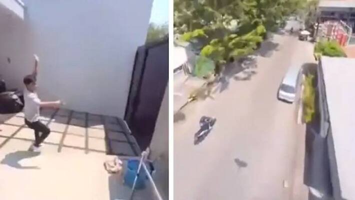 parrot flying with a phone viral video parrot flying with a phone viral video