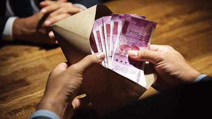 not considering setting up 8th Pay Commission not considering setting up 8th Pay Commission