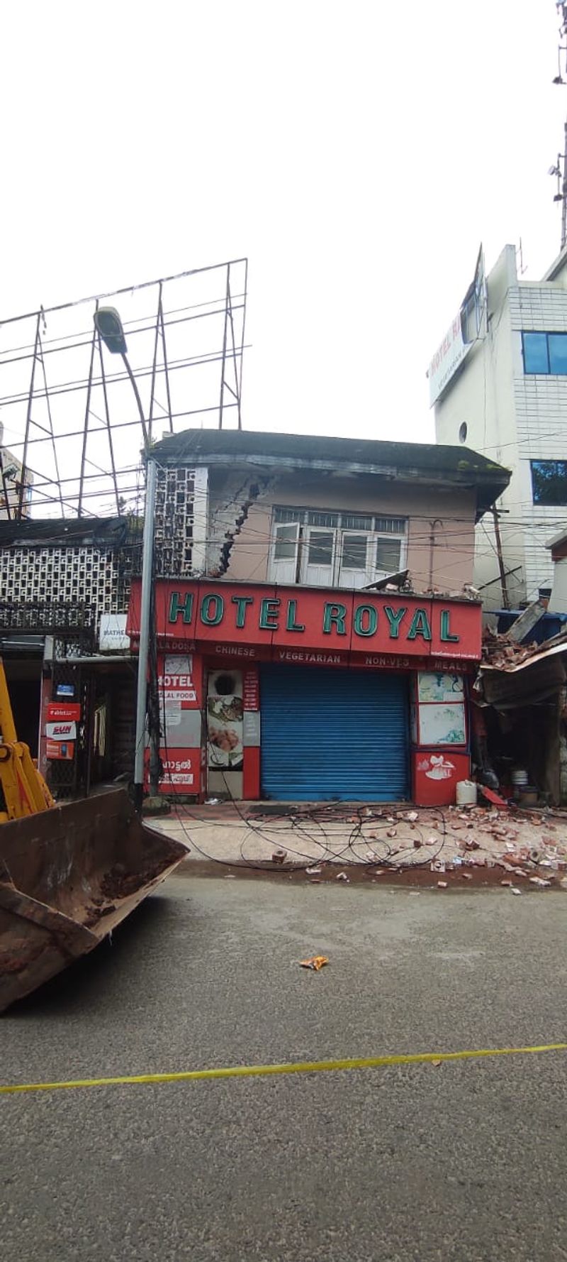 hotel building in front of the Ernakulam North railway station tilted people were evacuated