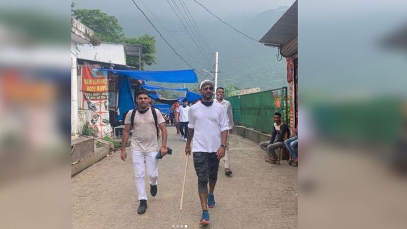 Shikhar Dhawan visits Vishno Devi With family Before second phase of IPL 2021