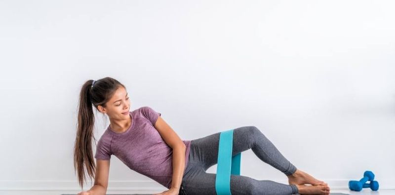 stretches to relieve knee pain