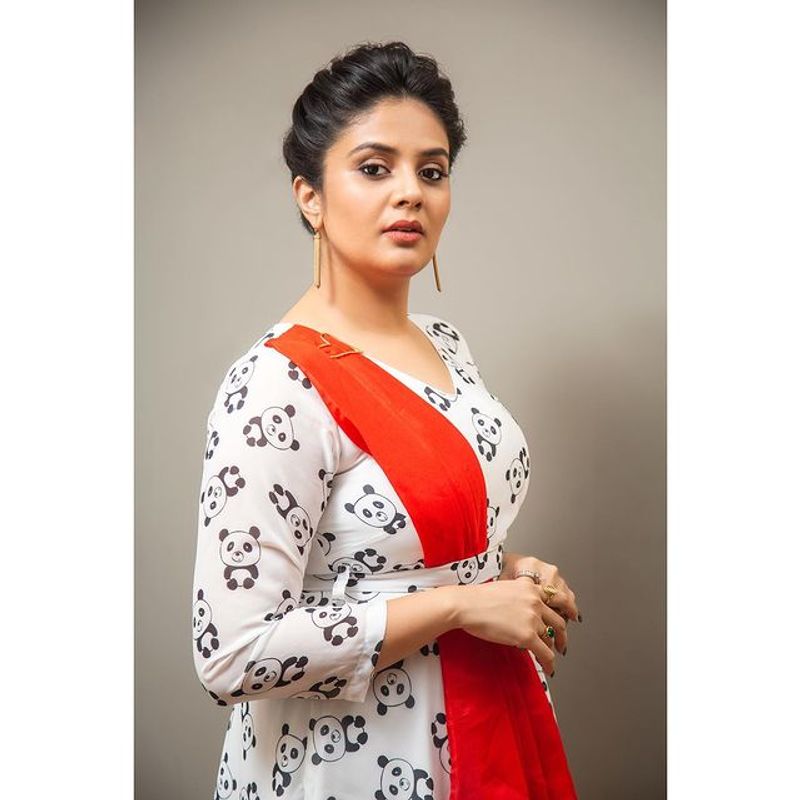 Anchor Sreemukhi latest instagram photos