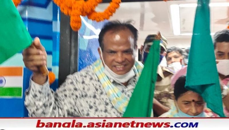 Alipurduar MP John Barla started the Vistadome train on Saturday by waving the flag RTB