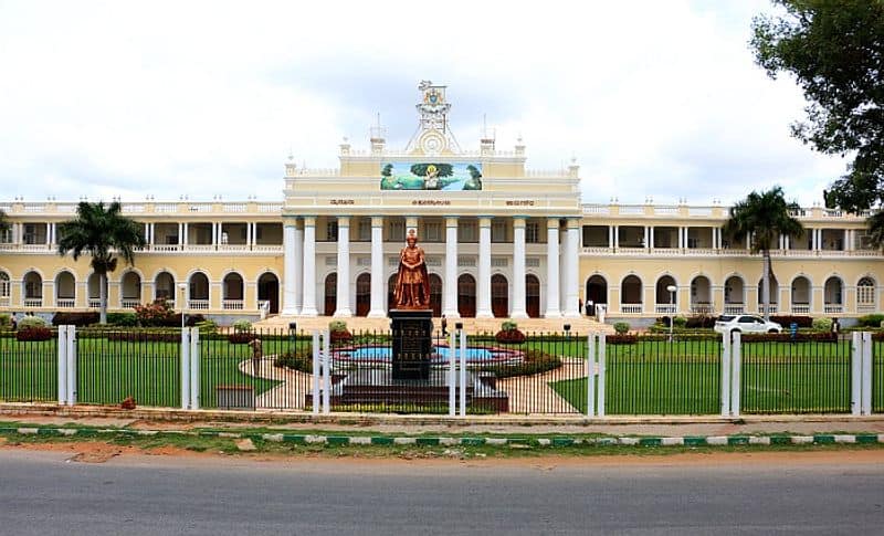 382 Teaching Faculty Post Shortages  in Mysore University snr