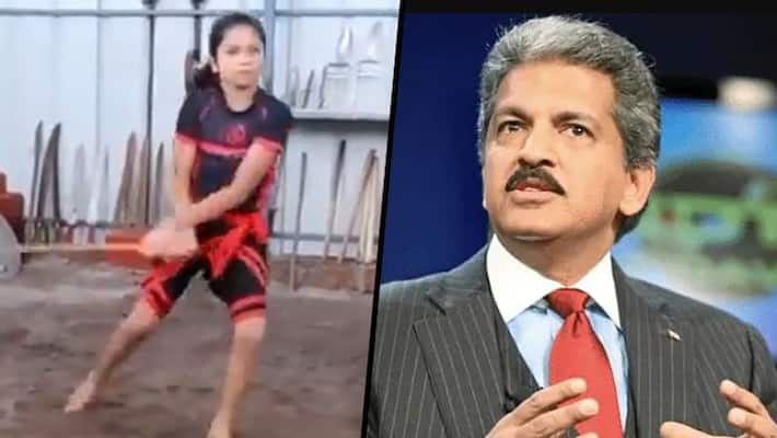 Anand Mahindra was fascinated with the Kalaripayattu performance, shares video - gps Anand Mahindra was fascinated with the Kalaripayattu performance, shares video - gps