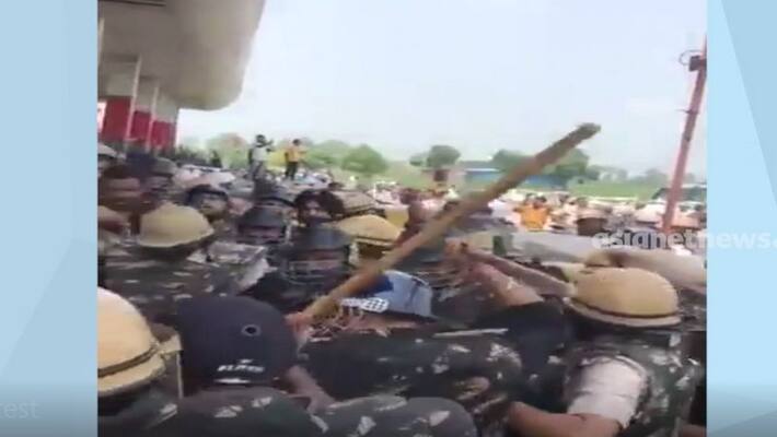 farmer leader rakesh tikait comes down heavily on union government describes it as sarkari taliban while condemning police attack on farmers in haryana farmer leader rakesh tikait comes down heavily on union government describes it as sarkari taliban while condemning police attack on farmers in haryana