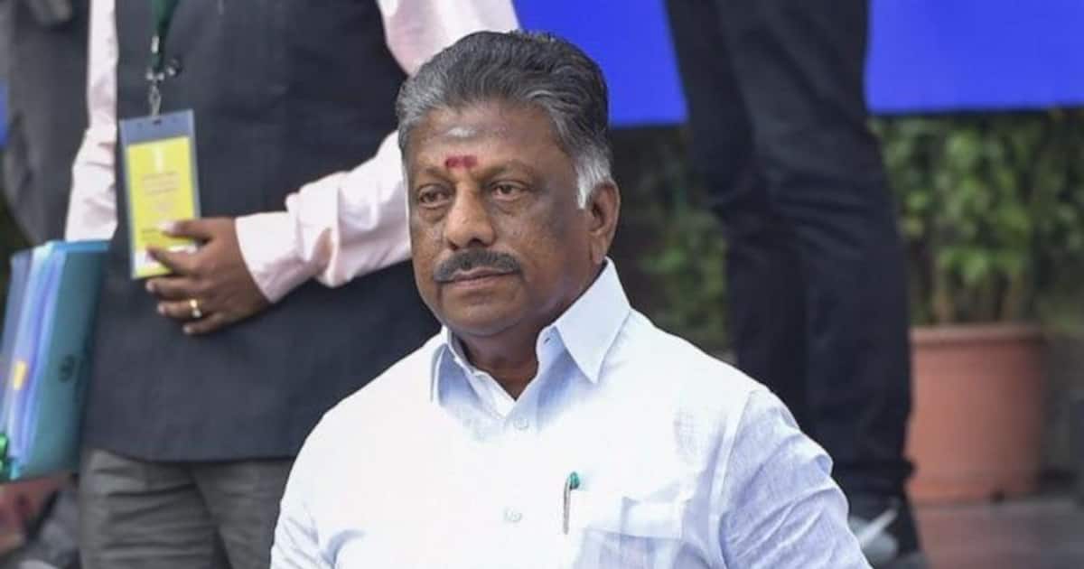 OPS திமுக ஒப்பந்தகாரரிடம் 3 கோடி மக்களின் டேட்டா... ஓ.பி.எஸ் பகீர் குற்றச்சாட்டு..!