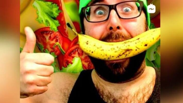 Man Eats Banana in just 37 Seconds Man Eats Banana in just 37 Seconds