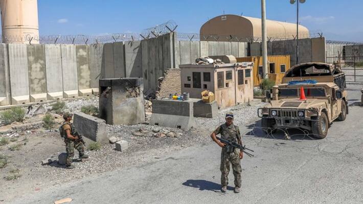 Afghanistan Stampede broke out after firing again at the gate of Kabul airport Afghanistan Stampede broke out after firing again at the gate of Kabul airport