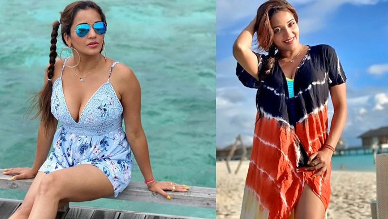 Bhojpuri Actress Monalisa looks hot in black bikini goes viral on social media BRD