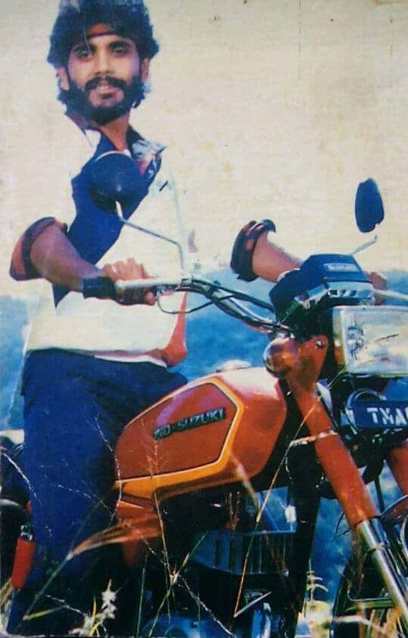 nagarjuna unseen rare photos viral with chiru krishna pawan ntr mahesh balayya venky prabhas