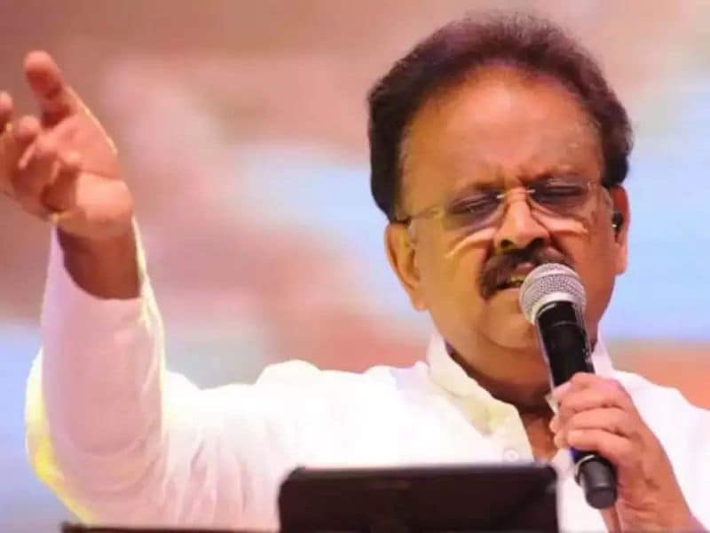 Raghavendra rao Birth day wishes to Annamayya Nagarjuna
