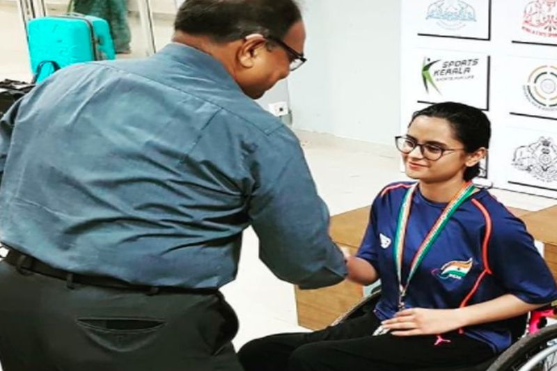 Avani lekhara win gold medal in tokyo paralympics and create so many records spb